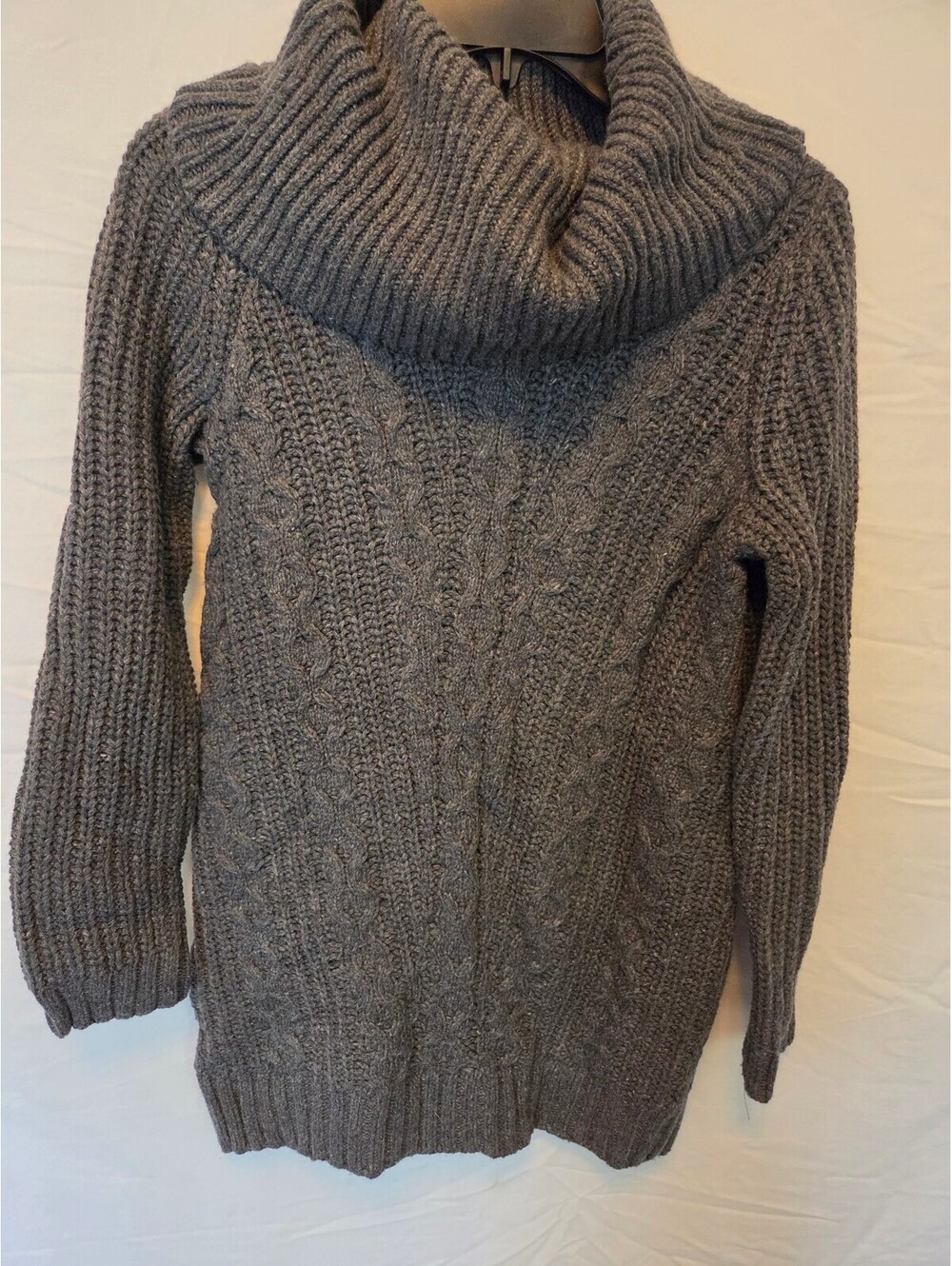 Banana Republic Women's Medium Gray Cable Knit Cowl Neck Sweater